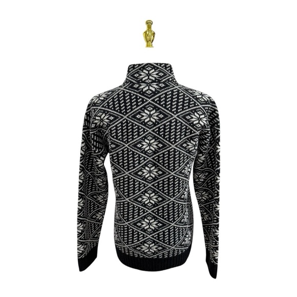 L L Bean Signature BLACK FAIR ISLE KINGFIELD MERINO WOOL SWEATER Women's Small - Picture 6 of 16